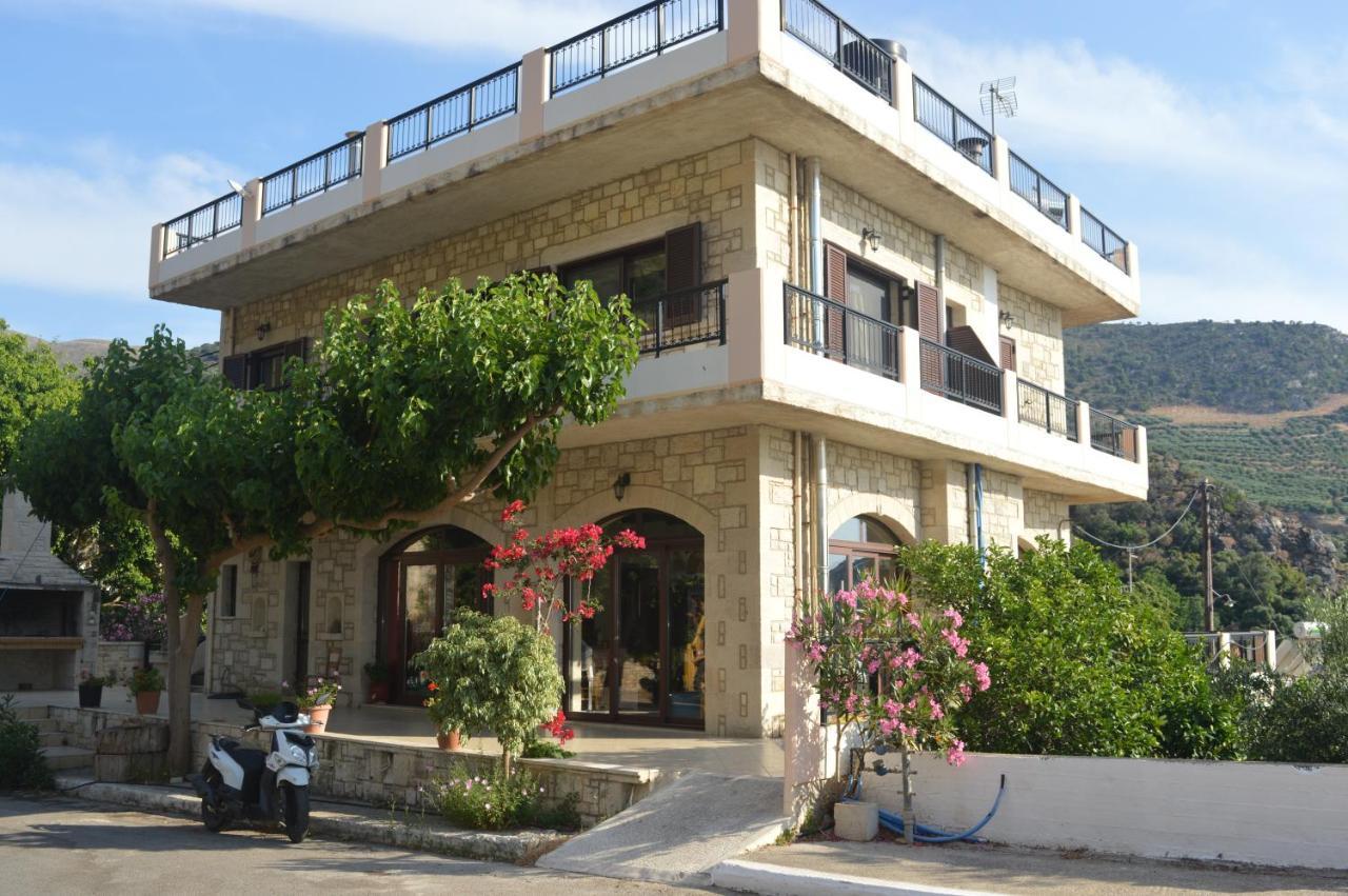 Ariadni Apartments Sfinárion Exterior photo